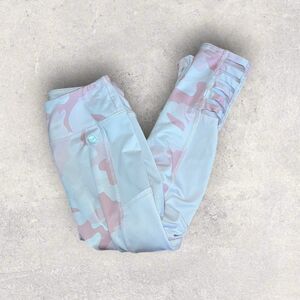 Hollister Cali Sport Pink Camo Mid Rise Capri Athletic Leggings Size XS